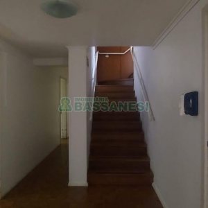 Casa Comercial com 150m², no bairro Madureira em Caxias do Sul para Alugar