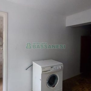 Casa Comercial com 150m², no bairro Madureira em Caxias do Sul para Alugar