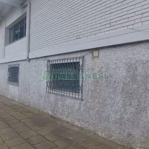 Casa Comercial com 150m², no bairro Madureira em Caxias do Sul para Alugar