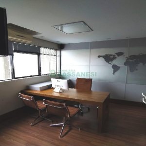 Sala Mobiliada com 50m², no bairro Centro em Caxias do Sul para Comprar