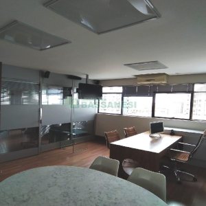 Sala Mobiliada com 50m², no bairro Centro em Caxias do Sul para Comprar