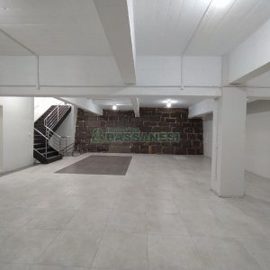 Loja com 330m², no bairro Centro em Caxias do Sul para Alugar