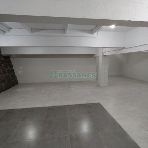 Loja com 330m², no bairro Centro em Caxias do Sul para Alugar