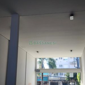 Loja com 325m², no bairro Pio X em Caxias do Sul para Alugar ou Comprar