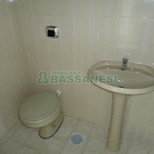 Sala com 54m², no bairro Centro em Caxias do Sul para Alugar