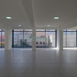Sala com 450m², no bairro Centro em Caxias do Sul para Alugar