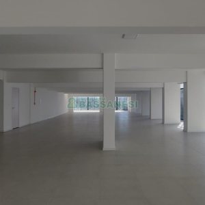Sala com 450m², no bairro Centro em Caxias do Sul para Alugar