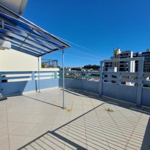 Apto/Cobertura com 95m², 2 dormitórios, 2 vagas, no bairro Pio X em Caxias do Sul para Comprar