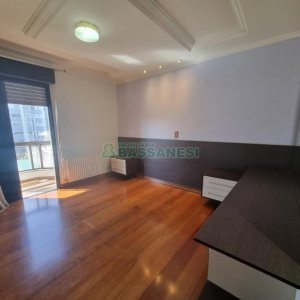 Apto Mobiliado com 133m², 3 dormitórios, 1 vaga, no bairro Pio X em Caxias do Sul para Alugar