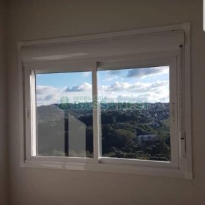 Apartamento com 43m², 2 dormitórios, 1 vaga, no bairro Desvio Rizzo em Caxias do Sul para Alugar