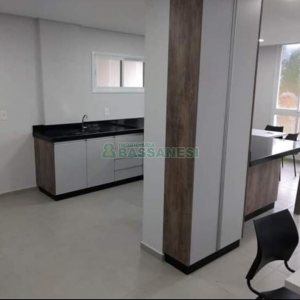 Apartamento com 43m², 2 dormitórios, 1 vaga, no bairro Desvio Rizzo em Caxias do Sul para Alugar