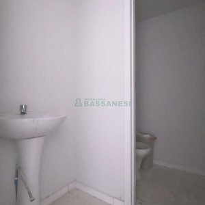 Loja com 106m², 1 vaga, no bairro São Pelegrino em Caxias do Sul para Alugar ou Comprar