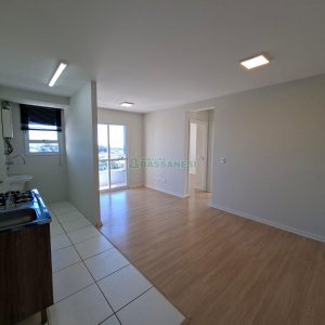 Apartamento com 58m², 2 dormitórios, 1 vaga, no bairro São Pelegrino em Caxias do Sul para Alugar