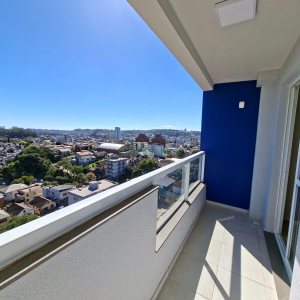 Apartamento com 58m², 2 dormitórios, 1 vaga, no bairro São Pelegrino em Caxias do Sul para Alugar