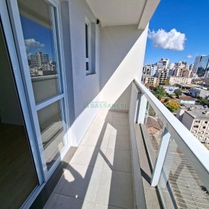 Apartamento com 58m², 2 dormitórios, 1 vaga, no bairro São Pelegrino em Caxias do Sul para Alugar