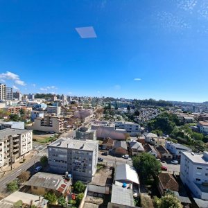 Apartamento com 58m², 2 dormitórios, 1 vaga, no bairro São Pelegrino em Caxias do Sul para Alugar
