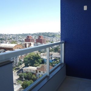 Apartamento com 58m², 2 dormitórios, 1 vaga, no bairro São Pelegrino em Caxias do Sul para Alugar