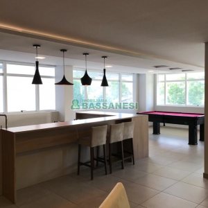 Apartamento com 58m², 2 dormitórios, 1 vaga, no bairro São Pelegrino em Caxias do Sul para Alugar