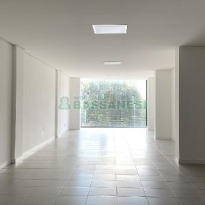 Sala com 161m², 1 vaga, no bairro Pio X em Caxias do Sul para Alugar