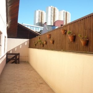 Casa com 500m², 4 dormitórios, 4 vagas, no bairro Cristo Redentor em Caxias do Sul para Comprar