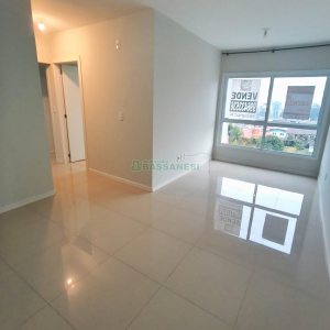 Apartamento com 72m², 3 dormitórios, 1 vaga, no bairro Madureira em Caxias do Sul para Comprar