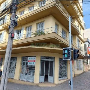 Loja com 82m², no bairro São Pelegrino em Caxias do Sul para Alugar ou Comprar