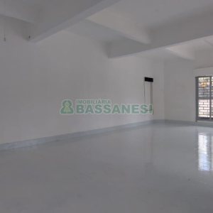Loja com 82m², no bairro São Pelegrino em Caxias do Sul para Alugar ou Comprar