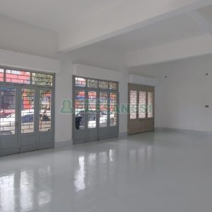 Loja com 82m², no bairro São Pelegrino em Caxias do Sul para Alugar ou Comprar