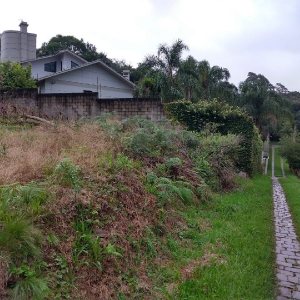 Terreno com 4896m², no bairro Nossa Senhora da Saúde em Caxias do Sul para Comprar