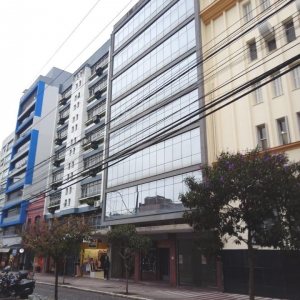 Predio com 1850m², no bairro Centro em Caxias do Sul para Comprar