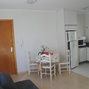 Apartamento com 62m², 2 dormitórios, 1 vaga, no bairro Vinhedos em Caxias do Sul para Alugar