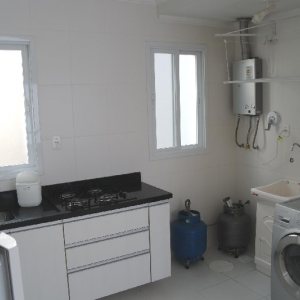Apartamento com 62m², 2 dormitórios, 1 vaga, no bairro Vinhedos em Caxias do Sul para Alugar