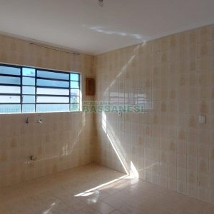 Casa com 600m², 6 dormitórios, 2 vagas, no bairro Pio X em Caxias do Sul para Alugar