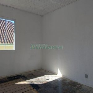 Casa com 600m², 6 dormitórios, 2 vagas, no bairro Pio X em Caxias do Sul para Alugar