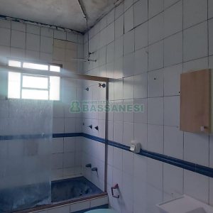 Casa com 600m², 6 dormitórios, 2 vagas, no bairro Pio X em Caxias do Sul para Alugar