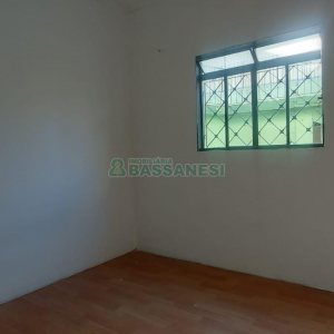 Casa com 600m², 6 dormitórios, 2 vagas, no bairro Pio X em Caxias do Sul para Alugar