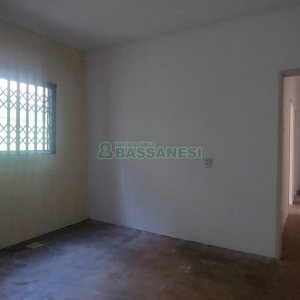 Casa com 600m², 6 dormitórios, 2 vagas, no bairro Pio X em Caxias do Sul para Alugar