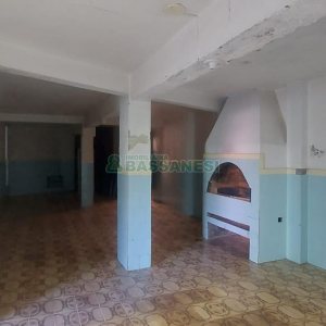 Casa com 600m², 6 dormitórios, 2 vagas, no bairro Pio X em Caxias do Sul para Alugar
