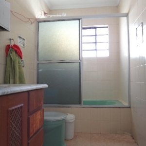 Casa com 600m², 6 dormitórios, 2 vagas, no bairro Pio X em Caxias do Sul para Alugar