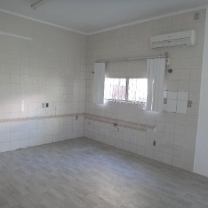 Casa com 600m², 6 dormitórios, 2 vagas, no bairro Pio X em Caxias do Sul para Alugar
