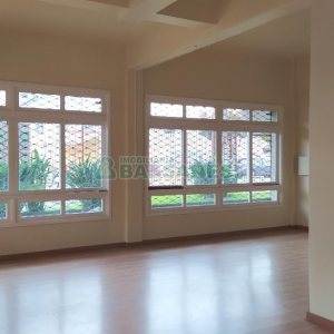Loja com 140m², 1 vaga, no bairro São Pelegrino em Caxias do Sul para Alugar