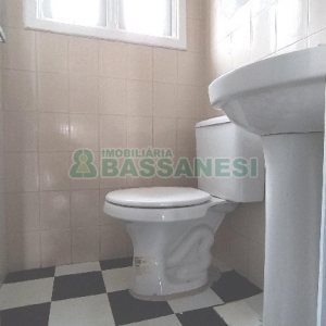 Loja com 140m², 1 vaga, no bairro São Pelegrino em Caxias do Sul para Alugar