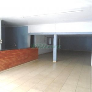 Loja com 367m², no bairro Centro em Caxias do Sul para Comprar