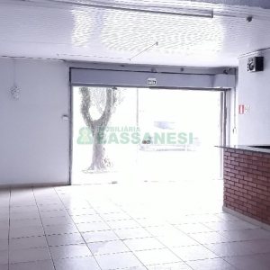 Loja com 367m², no bairro Centro em Caxias do Sul para Comprar