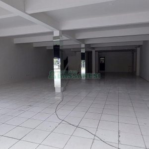 Loja com 440m², no bairro Centro em Caxias do Sul para Alugar