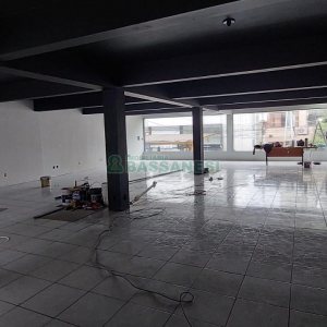 Loja com 440m², no bairro Centro em Caxias do Sul para Alugar