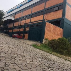 Pavilhão com 553m², no bairro Sanvitto em Caxias do Sul para Alugar