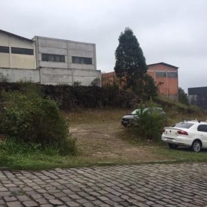 Pavilhão com 553m², no bairro Sanvitto em Caxias do Sul para Alugar