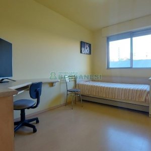 Apto Mobiliado com 62m², 2 dormitórios, 1 vaga, no bairro Centro em Caxias do Sul para Comprar