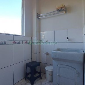 Apto Mobiliado com 62m², 2 dormitórios, 1 vaga, no bairro Centro em Caxias do Sul para Comprar